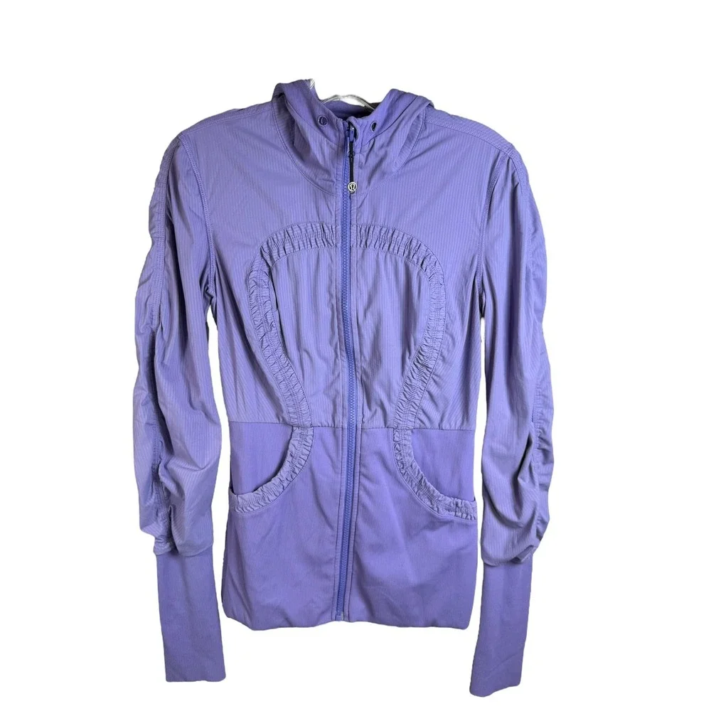 Lululemon Jacket Womens 6 Purple Hooded Full Zip Thumbholes Ruched Pockets Yoga